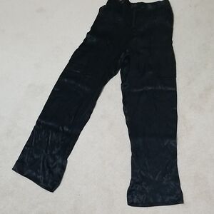 Forever 21 Black Silky Cargo Pants Size Small